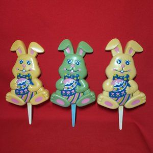 VTG Plastic Easter Bunny Rabbit Planter Yard Stakes Outdoor Decor Set of 3